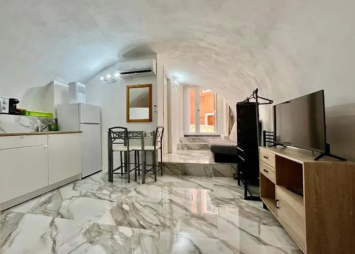 Cave House Apartment